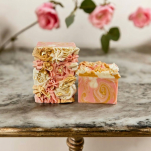 ROSE GOLD BLUSH